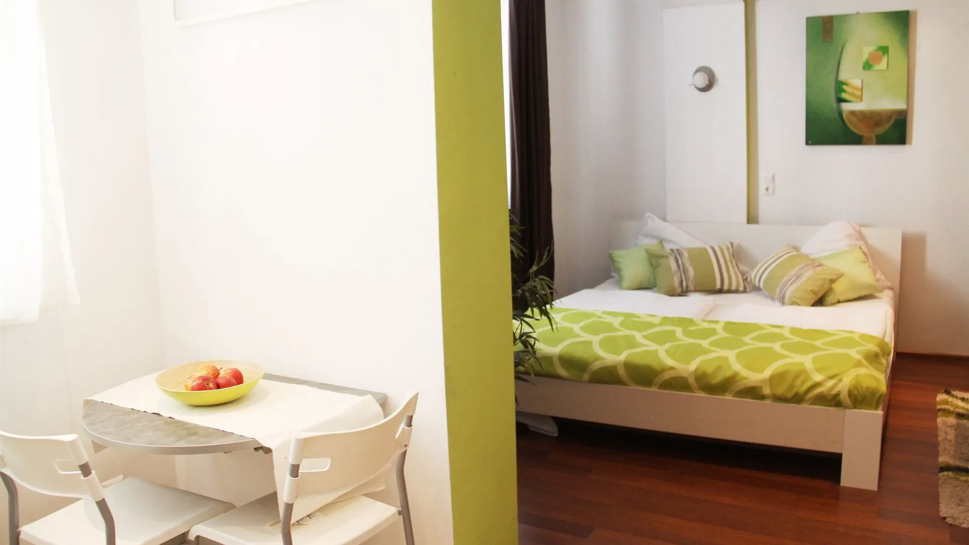 Apartment Checkvienna - Sternwartestrasse Austria