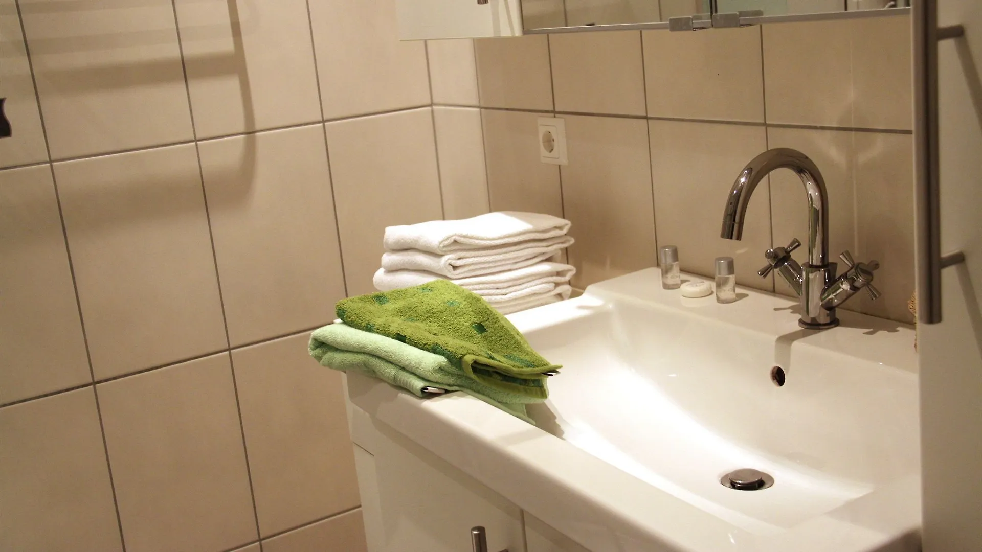 Apartment Checkvienna - Sternwartestrasse