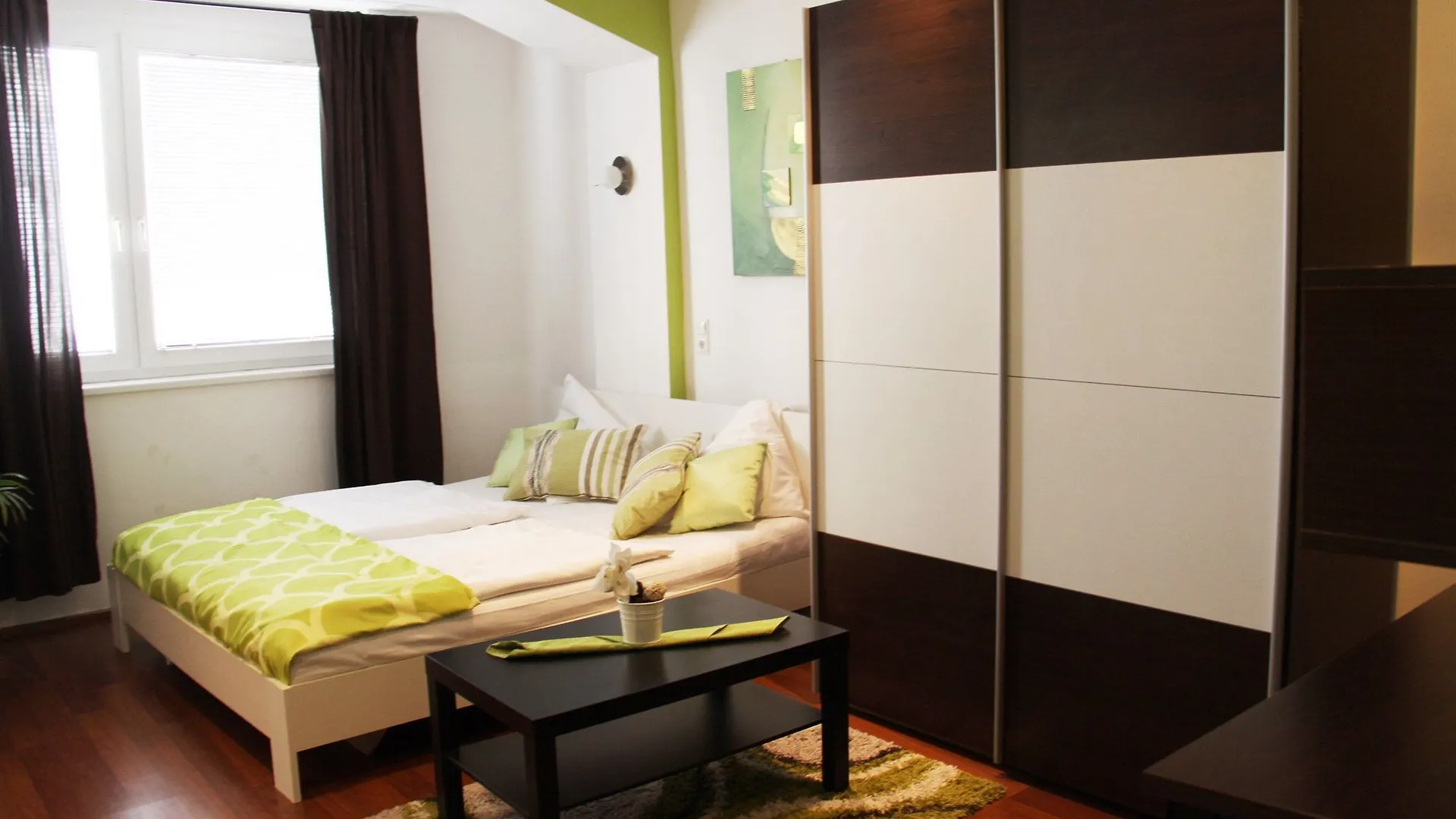 Checkvienna - Sternwartestrasse Apartment Vienna